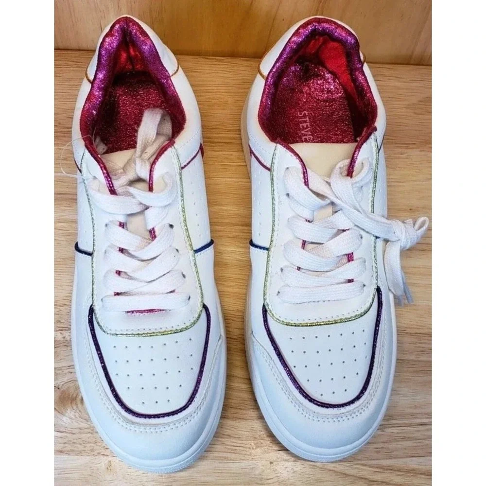 Steve Madden Girls White Platform Sneakers Rainbow Metallic Trim Size 4 Youth